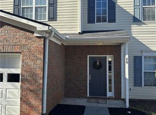 28 Hampton Dr, Cartersville, GA 30121