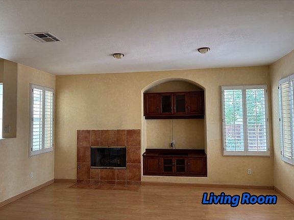 3rd image of 3775 Carmel View Rd Unit 5
