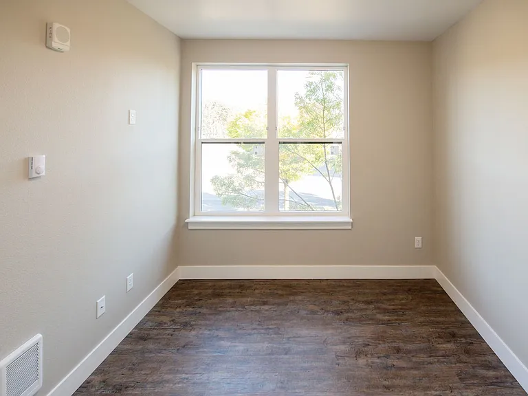 2385 Fairgrounds Rd NE — Photo 76