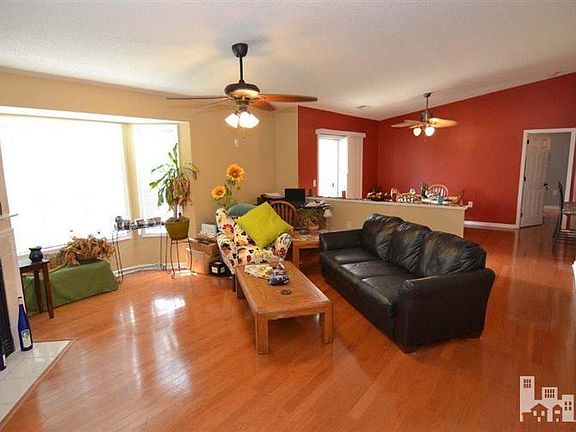 2nd image of 4134 Breezewood Dr #203
