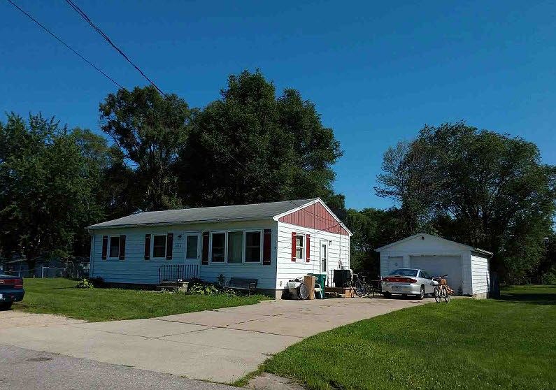 1st image of 1030 Brookside Ave