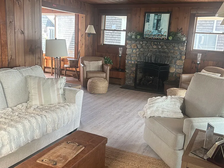 293 Giants Neck Rd — Photo 15