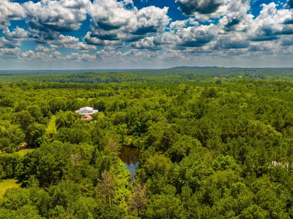 2748 Fm 19, Palestine, TX 75803