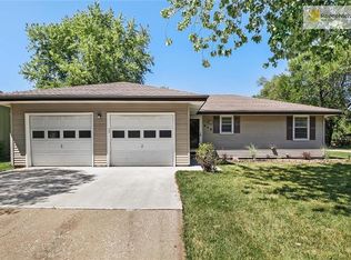 226 W Grand St, Gardner, KS 66030