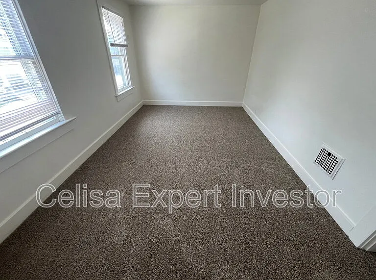 1209 W Wildwood Ave — Photo 7
