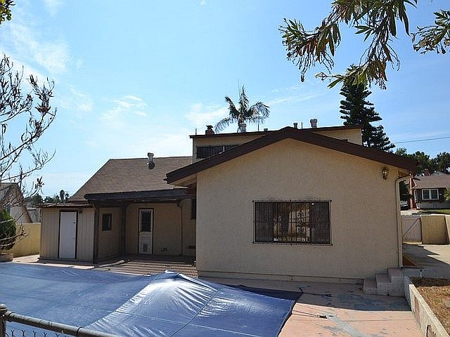 1st image of 2511 Goetze St