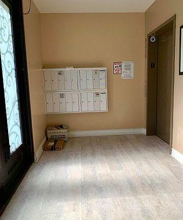 4th image of 1726 S Bentley Ave APT 103