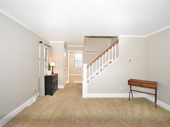 4th image of 5418 NW 86th Ter