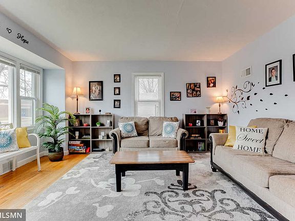 5th image of 529 Swan St