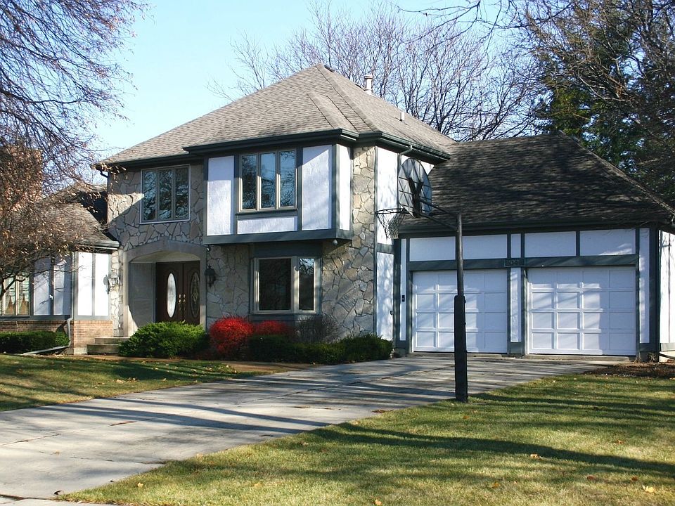 1st image of 2049 Gladstone Dr