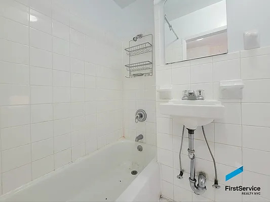 Rented by FirstService Realty (legacy) | media 10