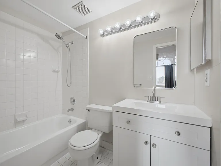 13215 Glenmoor Dr — Photo 12