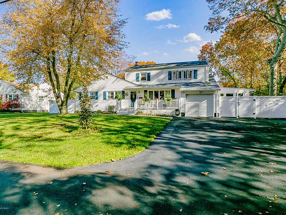 3rd image of 337 Winchester Dr