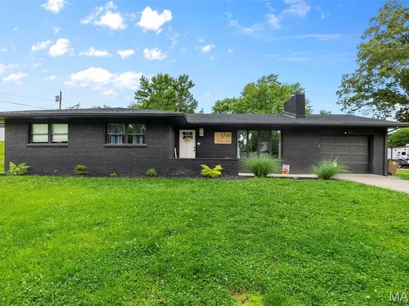 1719 Oak Hills St, Cape Girardeau, MO 63701