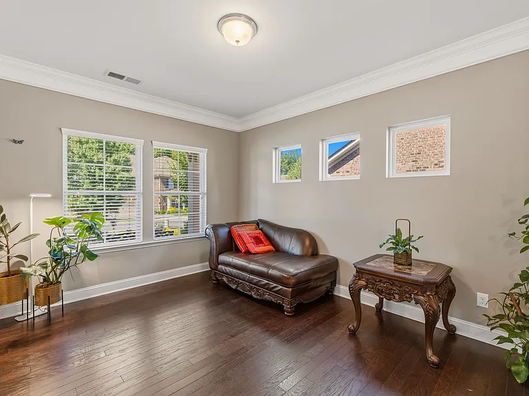 167 Alexandria Dr — Photo 13