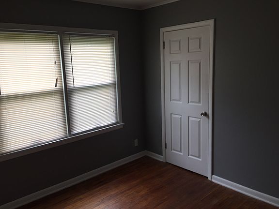 5th image of 2028 E Zion St