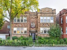 9 Garfield St, Oak Park, IL