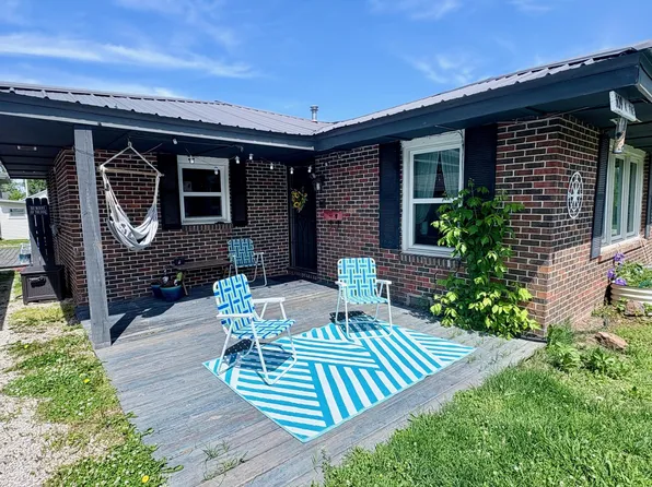109 N Pine Street, Marshfield, MO 65706
