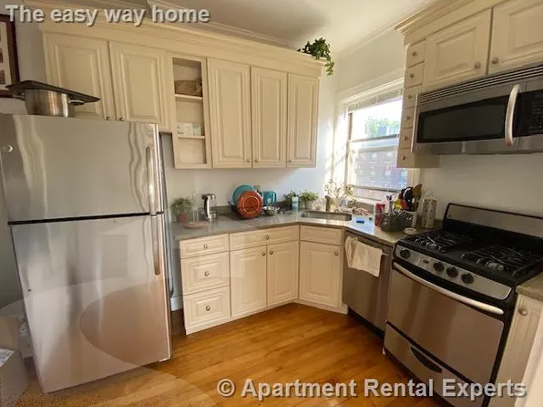 84 Prescott St, Cambridge, MA