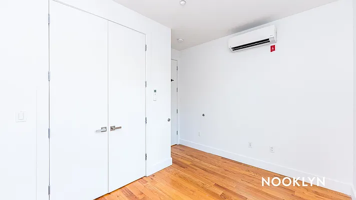 Rented by Nooklyn NYC LLC | media 8