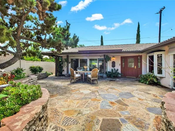 17332 Jacaranda Ave, Tustin, CA 92780