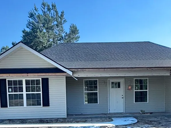 65 Crestview Ln, Claxton, GA 30417