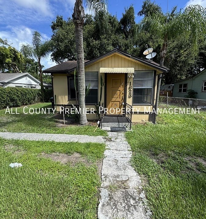 1st image of 1623 Grand St