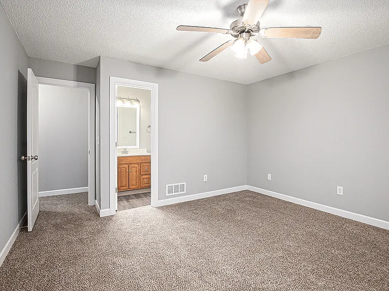 Timbers East - 10522 — Photo 13