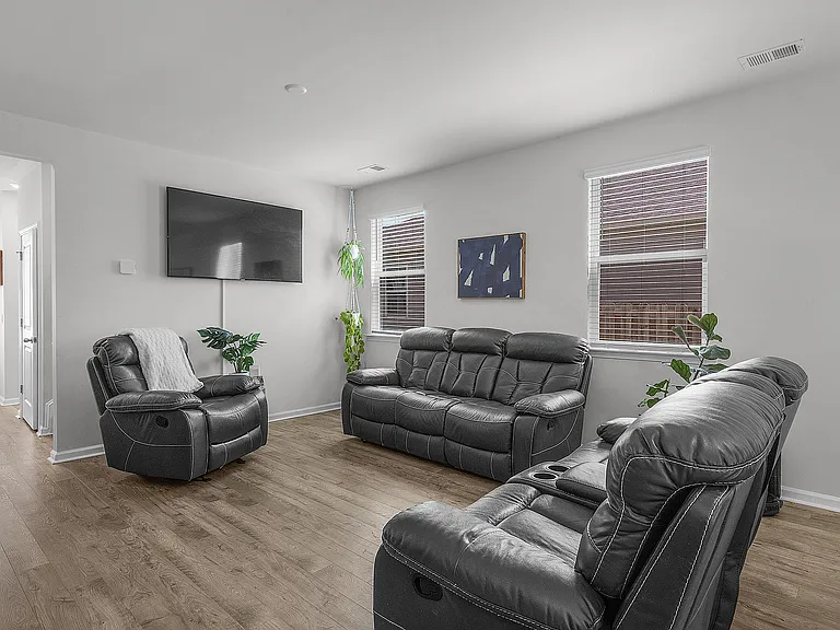 6 Coby Ln — Photo 12