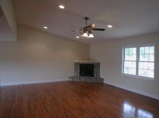 33 Whispering Ridge Dr, Marion, NC 28752