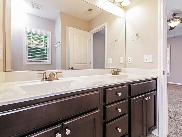 157 Golden Gate Pkwy — Photo 12