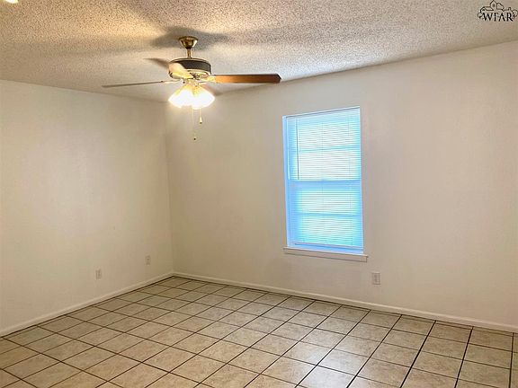 2nd image of 4608 Court De Casita APT 1