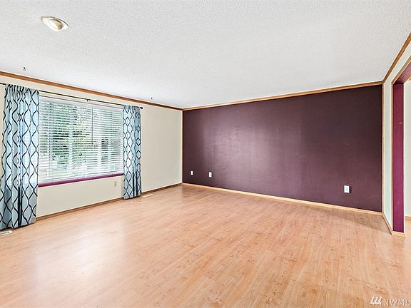 5th image of 7926 Spartan Ct SE