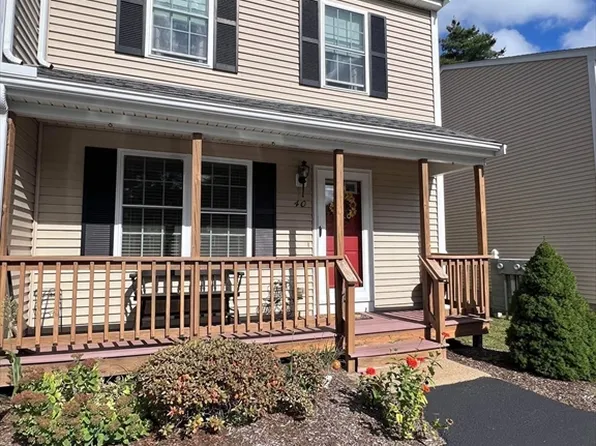 40 Ridge Dr, Middleboro, MA 02346