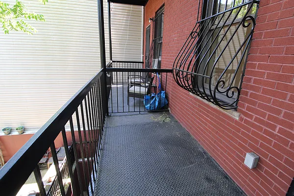 Rented by Compass | media 19