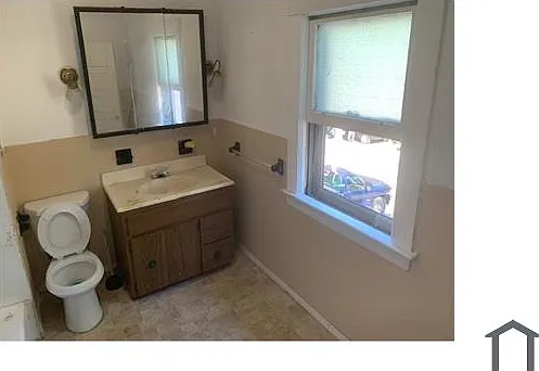 15727 Holmes Ave — Photo 14