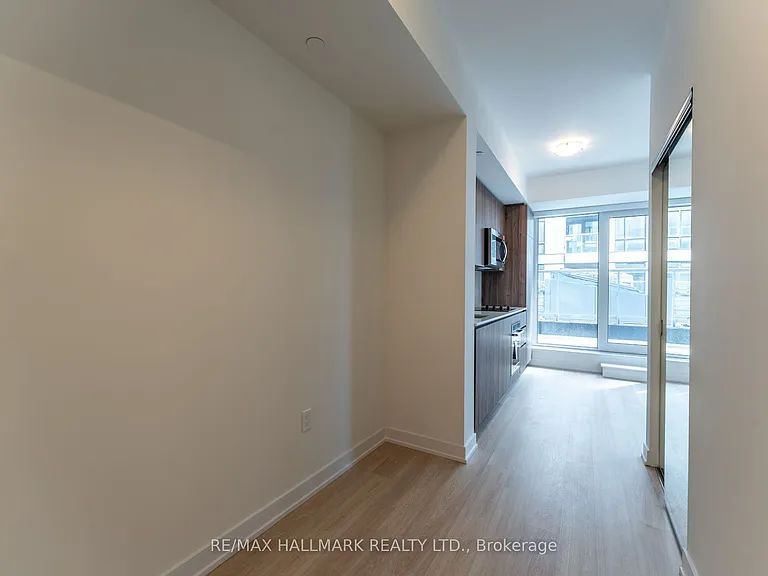 15 Richardson St #316 — Photo 12