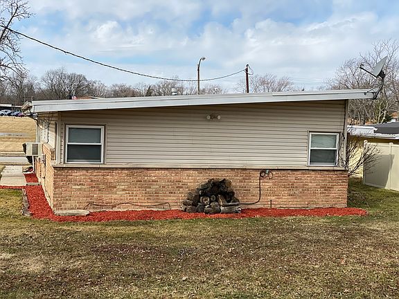 2nd image of 429 Talala St