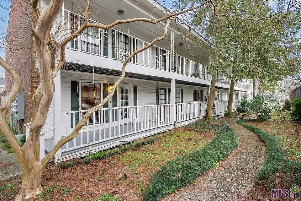Private Front Porch and surrounding grounds of complex.