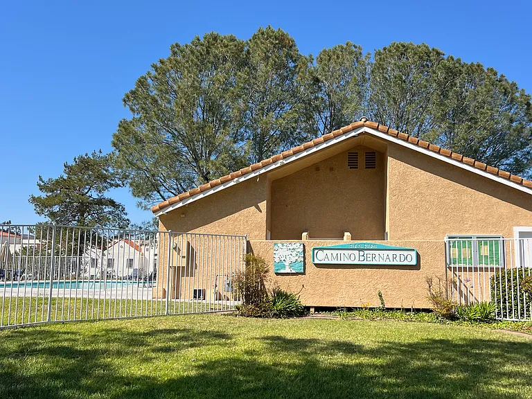 10993 Avenida De Los Lobos — Photo 18