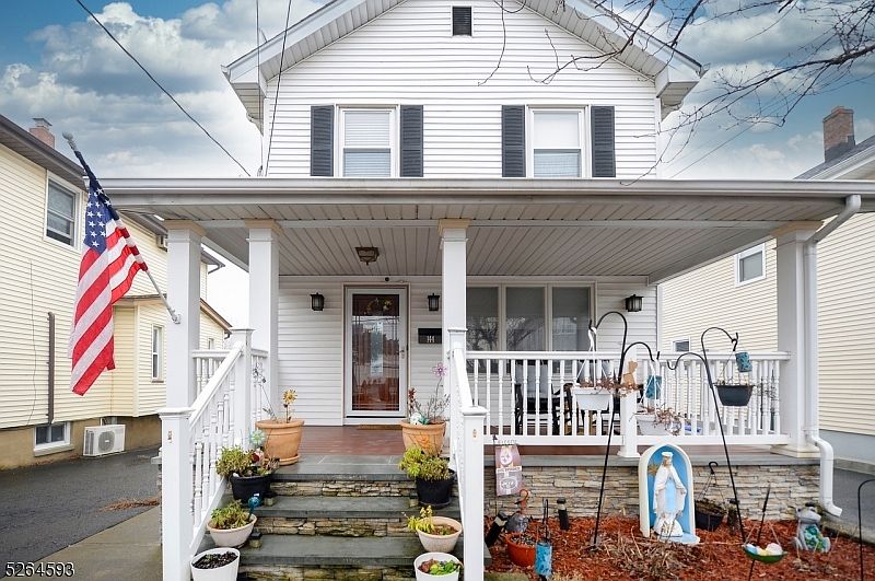 1st image of 144 Morgan Pl