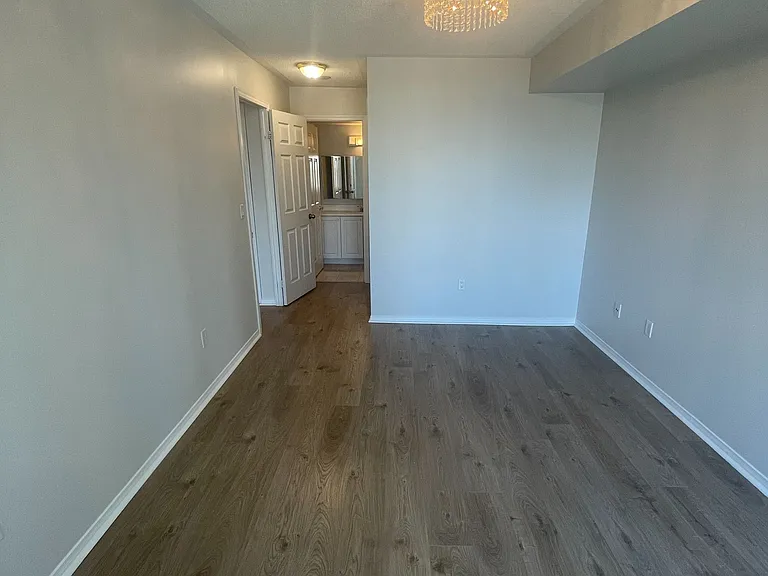 909 Bay St #2108 — Photo 25