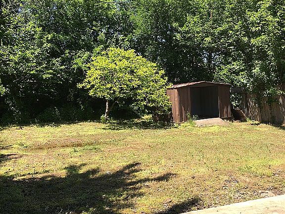 Backyard & Storage Shed