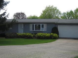 3251 Mansion Cir, Mc Farland, WI 53558