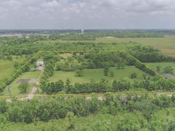 1115 Delany Rd, La Marque, TX 77568