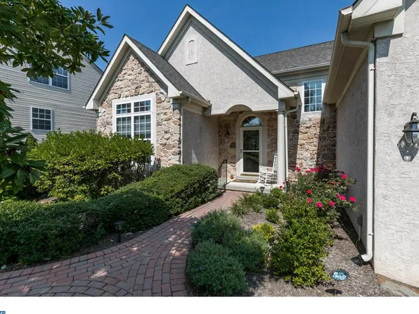 1004 Mill Stone Ct, Downingtown, PA 19335