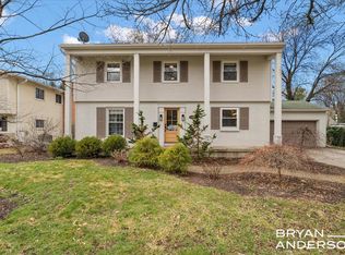 1445 Rosalind Rd SE, East Grand Rapids, MI 49506