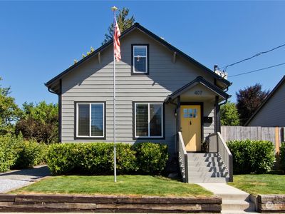 407 7th Avenue NE, Puyallup, WA, 98372
