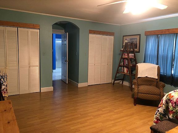 5th image of 221 Michel Laborde Ln