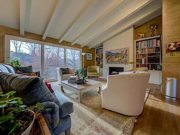 2nd image of 3727 Peakwood Dr SW